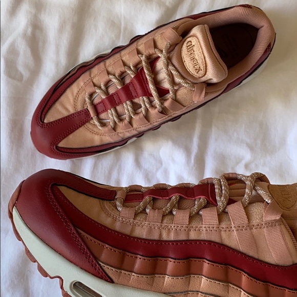 NWT Nike Air Max 95 peach - Picture 7 of 8